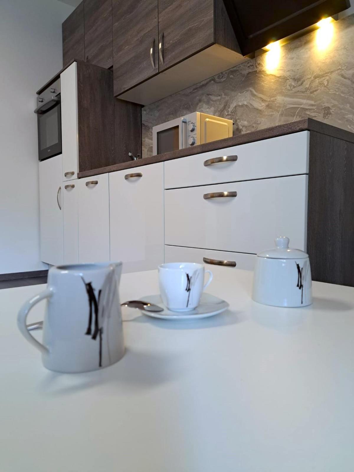 Rentcenter79 Homestay